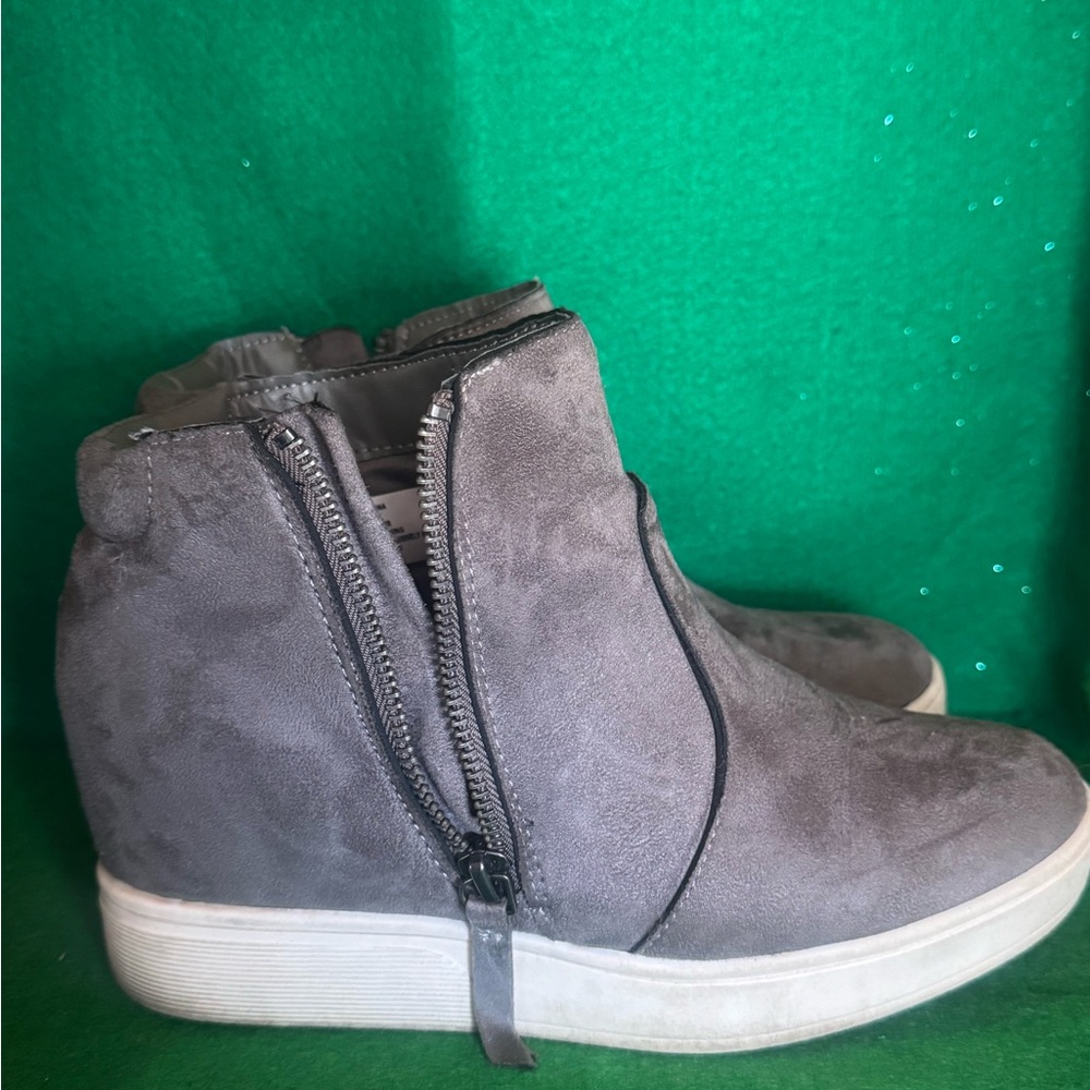 Serra Gray Suede Wedge Sneaker Boots